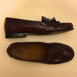 G.H. Bass Weejuns -- size 9